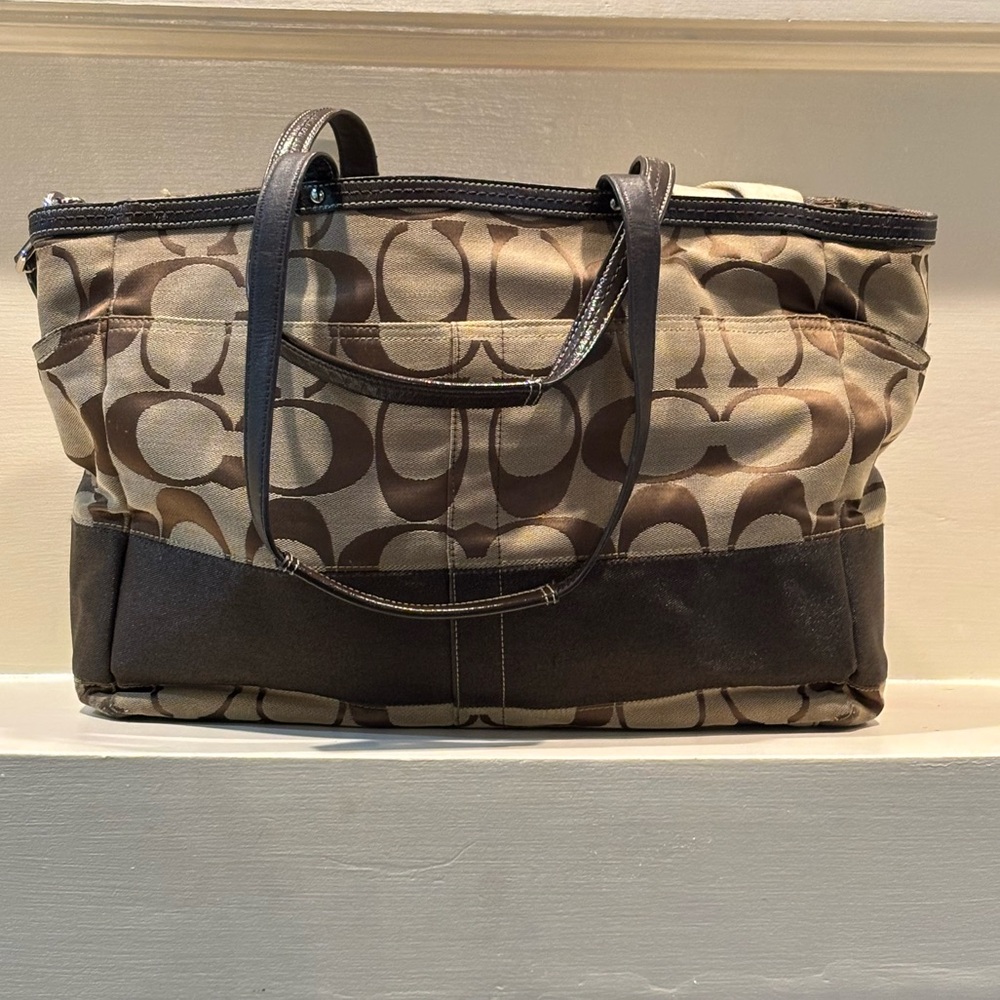 Coach XL Tote. Signature Print With Laurex Stripe.Leather Accent